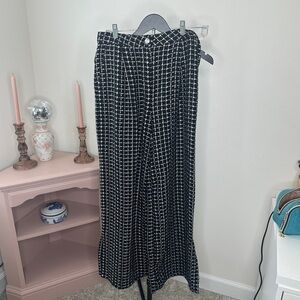 NWT Trendyol Monochrome Patterned Pants